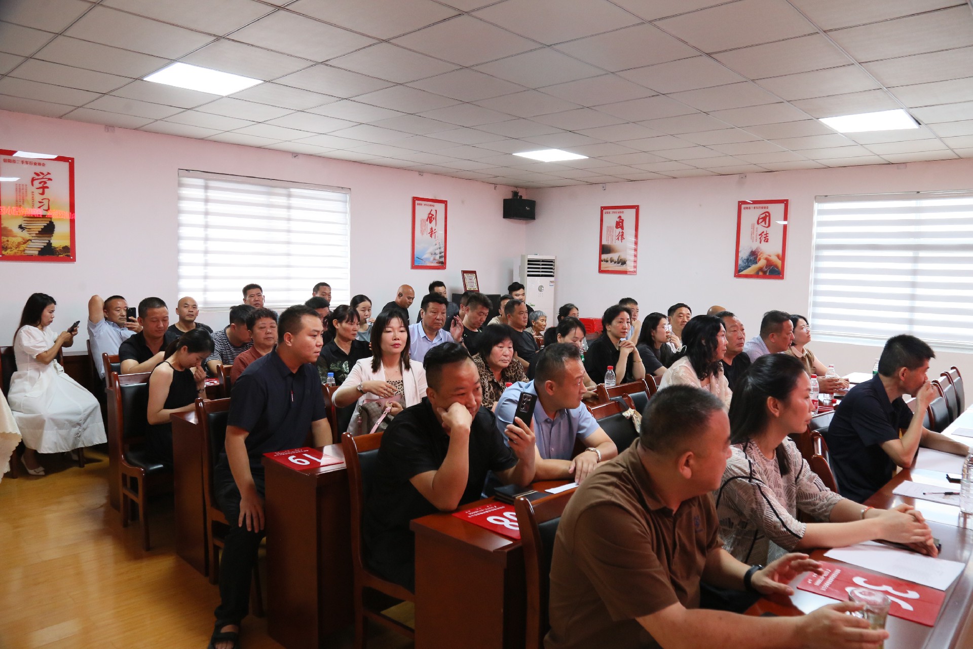 1728522499114383.jpg IMG_5939.JPG