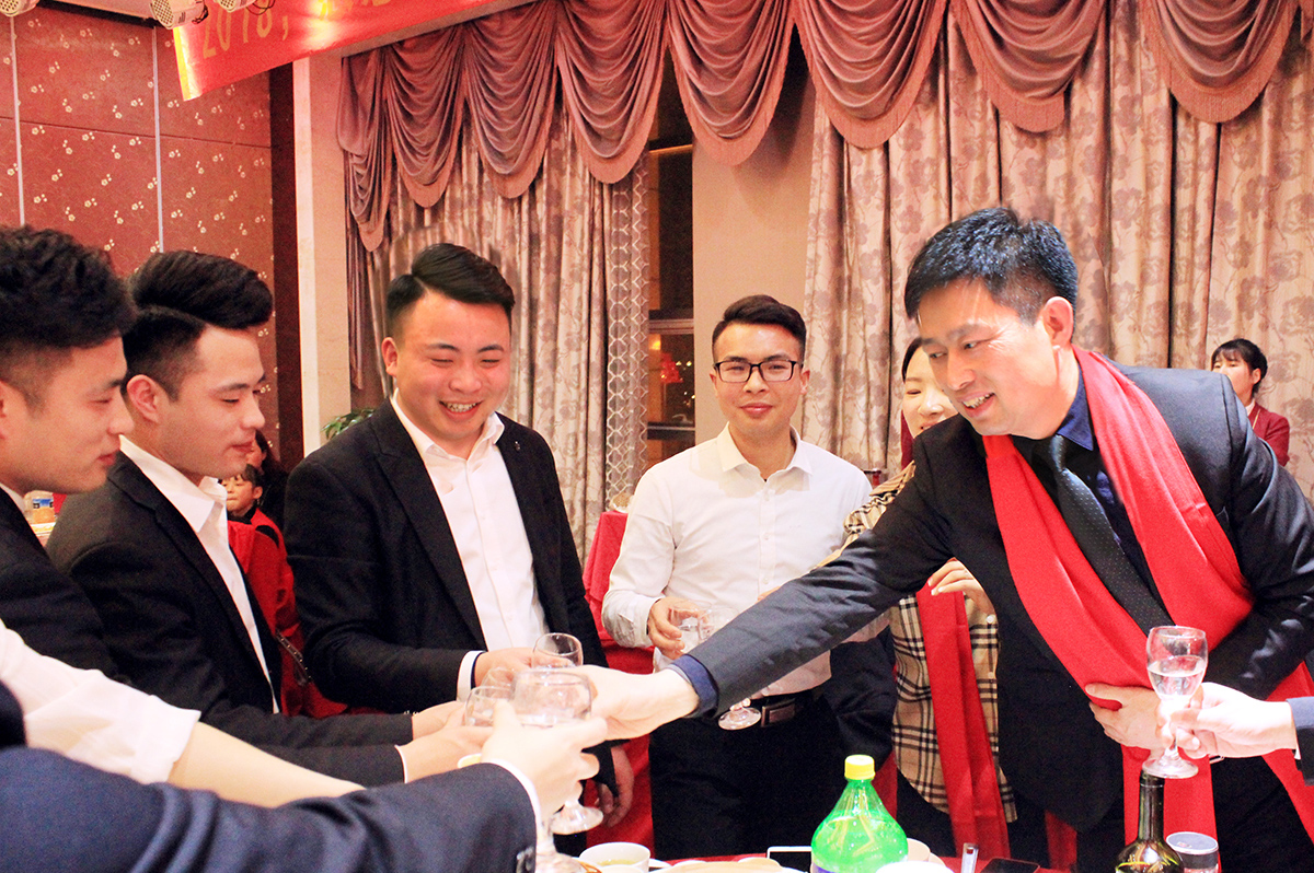 信陽誠信拍賣年會